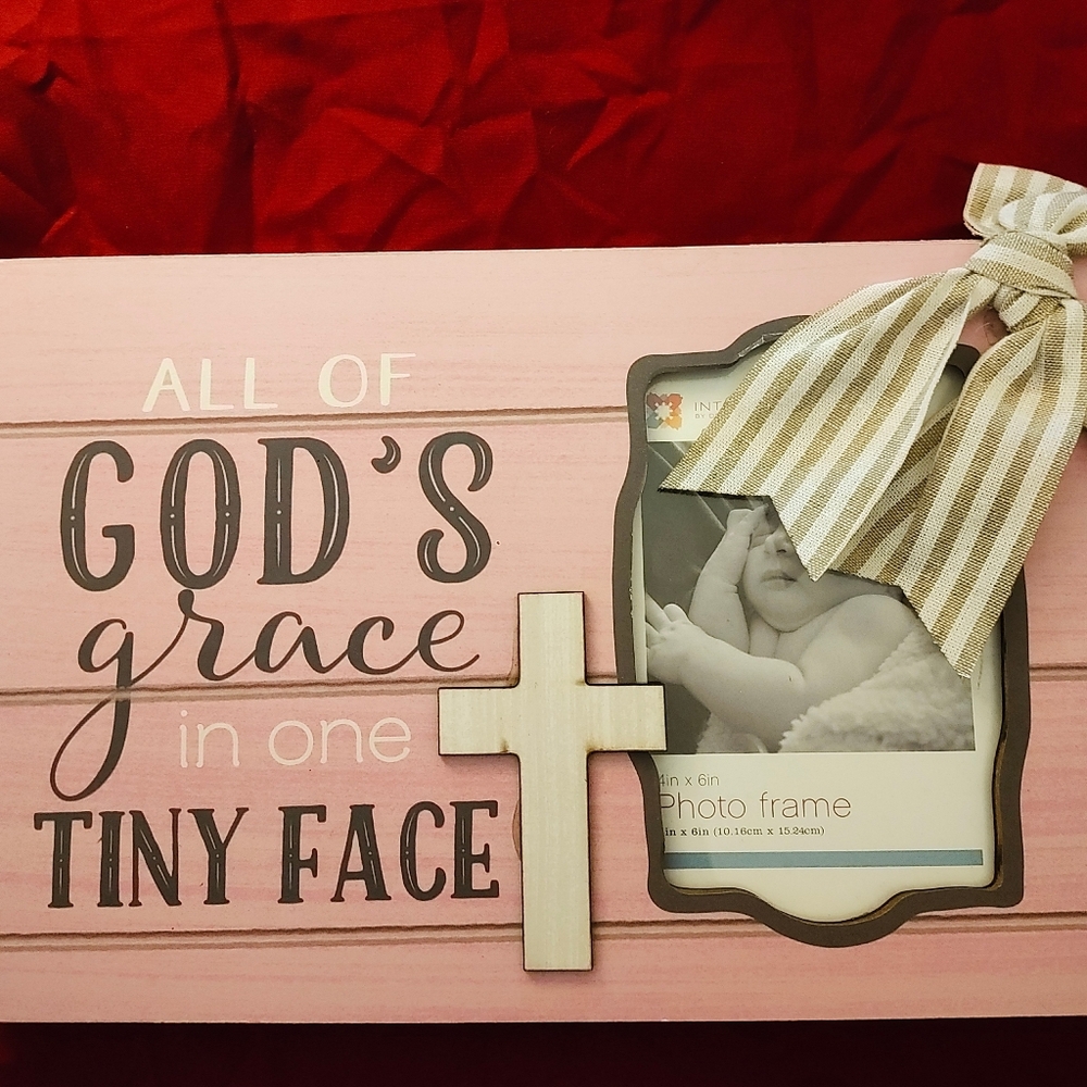 Inspirational Pink Photo Frame with Cross